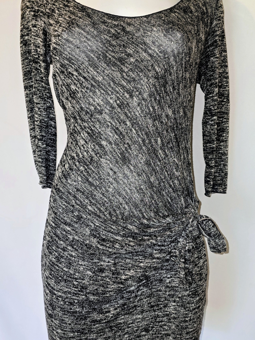 Max Studio Black & White Marled Long Sleeve Tie-Side Knit Dress